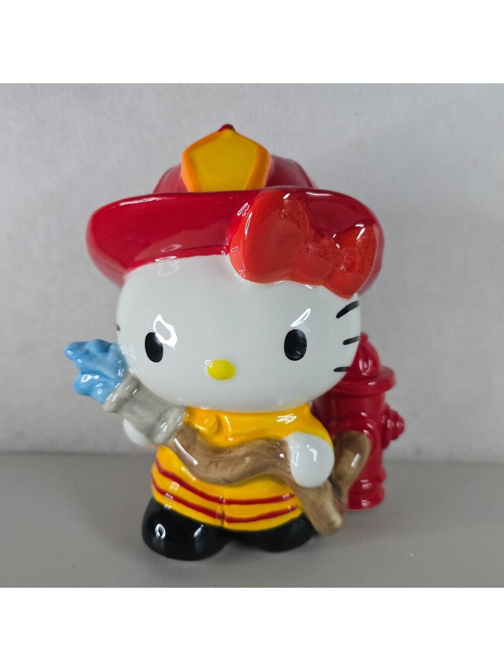Hello Kitty Fire Fighter Professional Figurine Blue Sky Clayworks 23740 2024